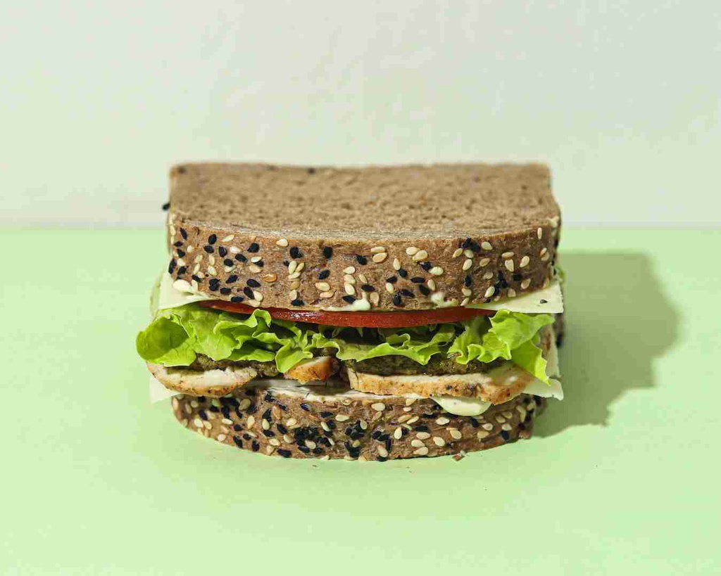PESTO CHICKEN SANDWICH